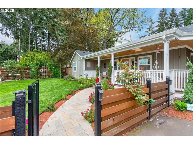 3935 Ne Brogden St, Hillsboro, OR 97124