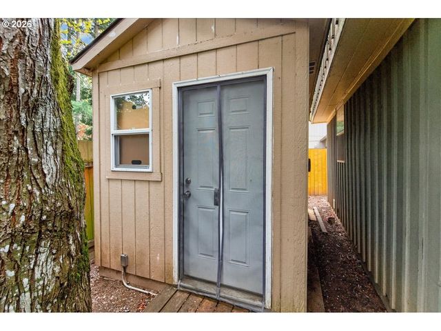 3935 Ne Brogden St, Hillsboro, OR 97124