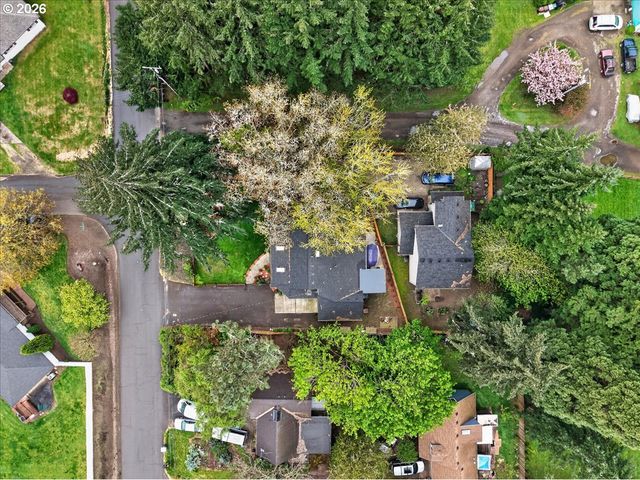 3935 Ne Brogden St, Hillsboro, OR 97124