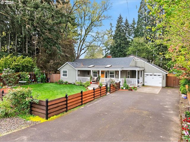 3935 Ne Brogden St, Hillsboro, OR 97124