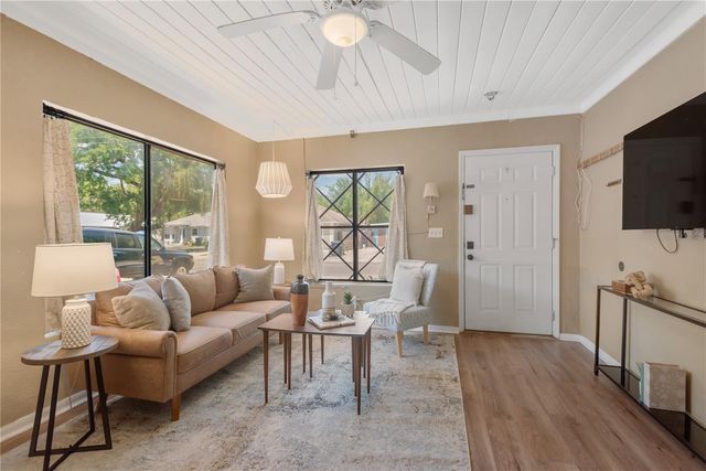 1315 E OSBORNE AVENUE, Tampa, FL 33603