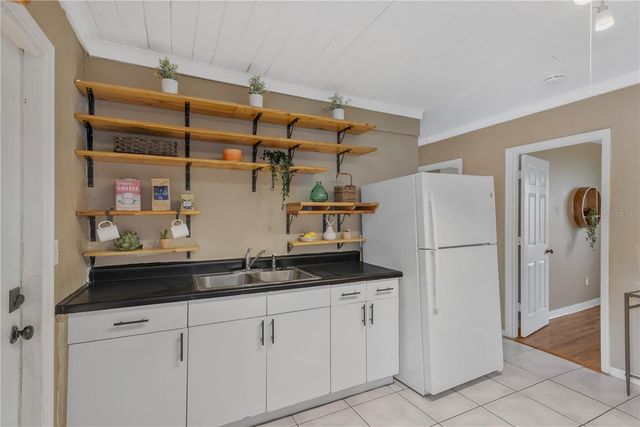 1315 E OSBORNE AVENUE, Tampa, FL 33603