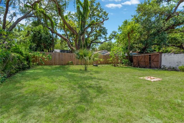 1315 E OSBORNE AVENUE, Tampa, FL 33603