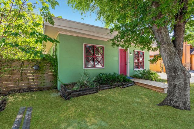 1315 E OSBORNE AVENUE, Tampa, FL 33603