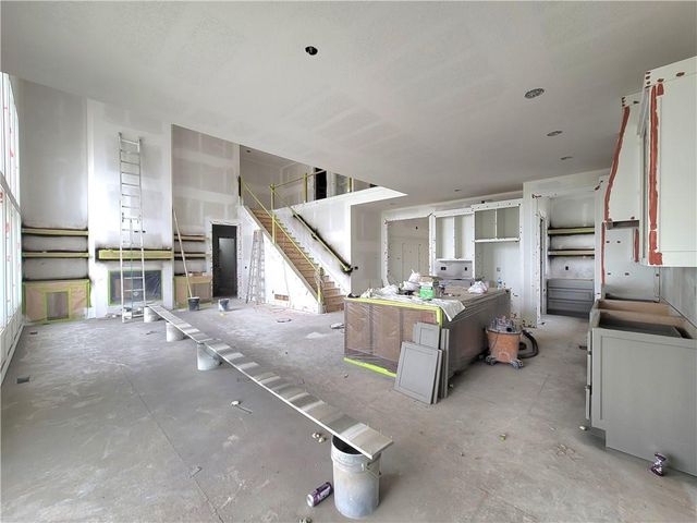 18220 Monrovia Street, Overland Park, KS 66013