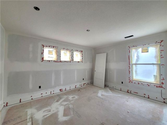 18220 Monrovia Street, Overland Park, KS 66013