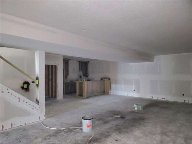 18220 Monrovia Street, Overland Park, KS 66013
