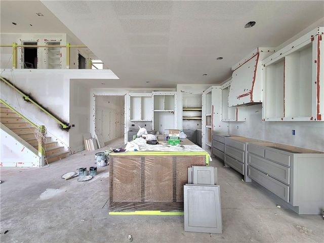 18220 Monrovia Street, Overland Park, KS 66013