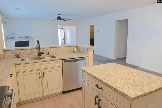 122 Flinchum Place, Lexington, SC 29073