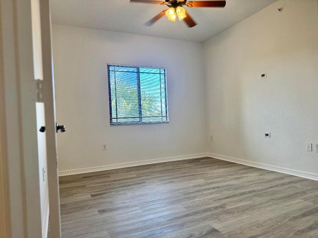 2725 Anzio Court 304, Palm Beach Gardens, FL 33410