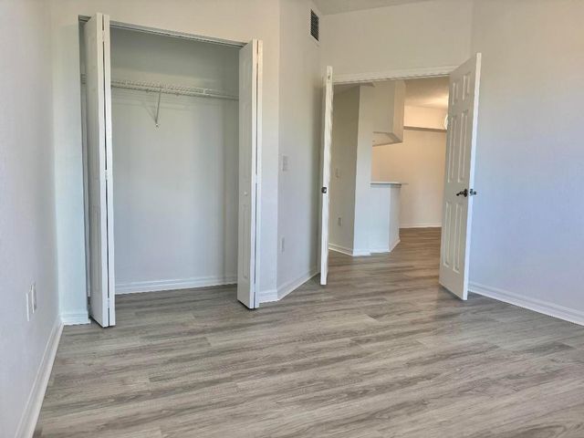 2725 Anzio Court 304, Palm Beach Gardens, FL 33410