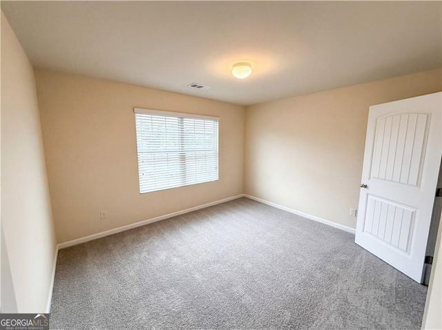 3268 Heatherwood Drive, Gainesville, GA 30507