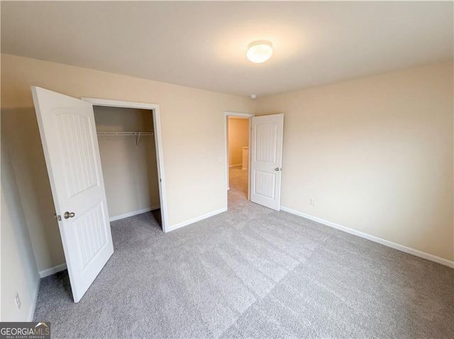 3268 Heatherwood Drive, Gainesville, GA 30507