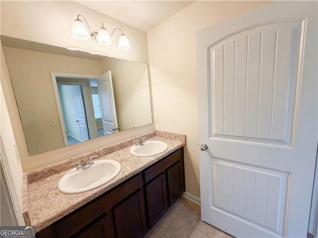 3268 Heatherwood Drive, Gainesville, GA 30507