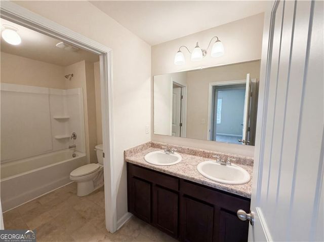 3268 Heatherwood Drive, Gainesville, GA 30507