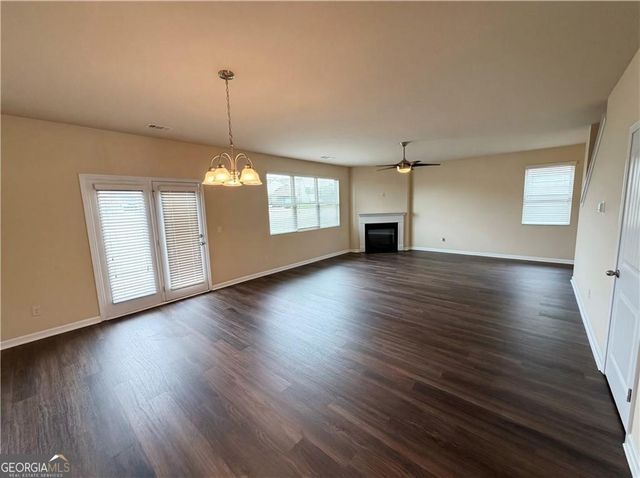 3268 Heatherwood Drive, Gainesville, GA 30507