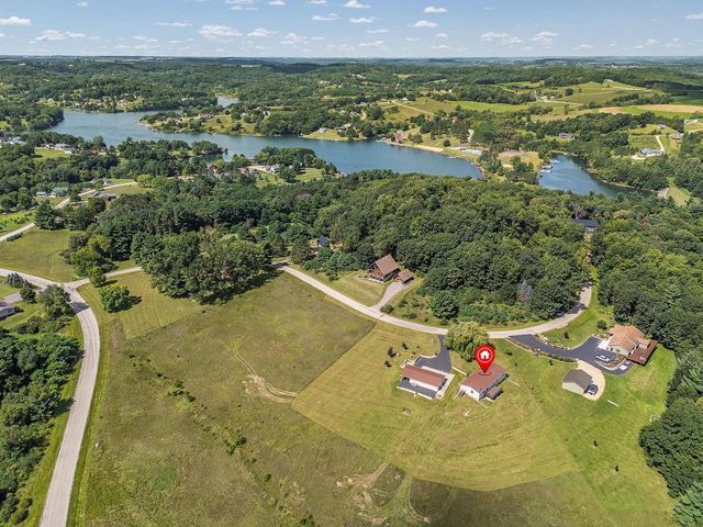 S1162 Dutch Hollow Mound Court, La Valle, WI 53941