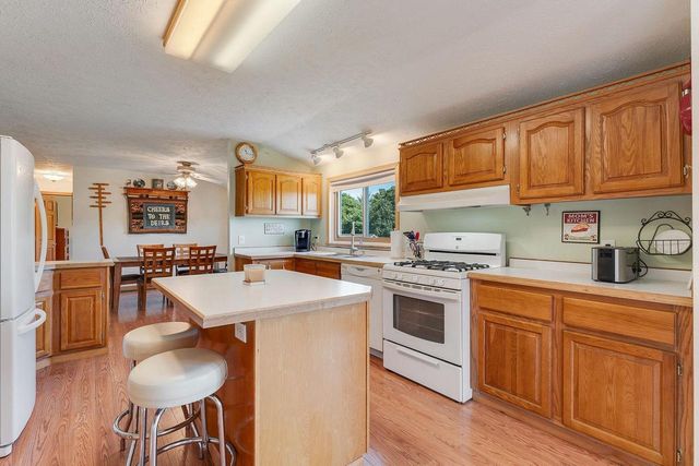 S1162 Dutch Hollow Mound Court, La Valle, WI 53941