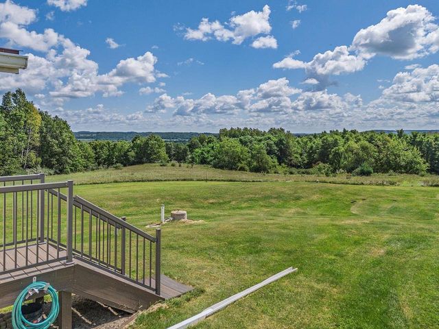 S1162 Dutch Hollow Mound Court, La Valle, WI 53941