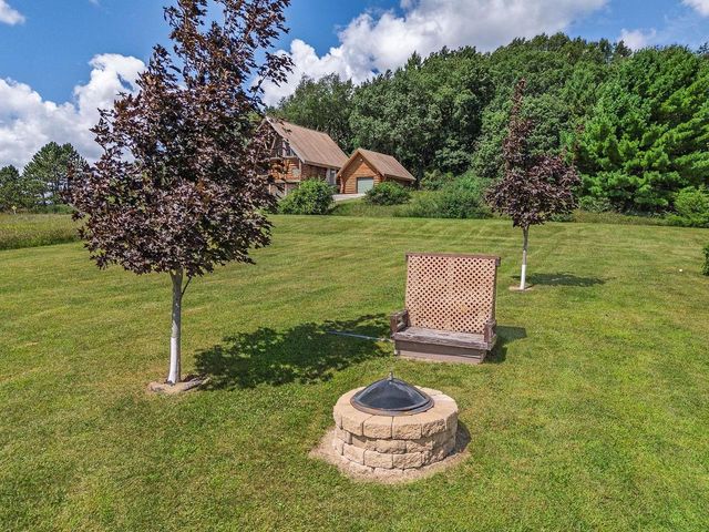 S1162 Dutch Hollow Mound Court, La Valle, WI 53941