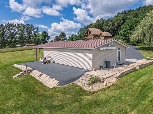 S1162 Dutch Hollow Mound Court, La Valle, WI 53941