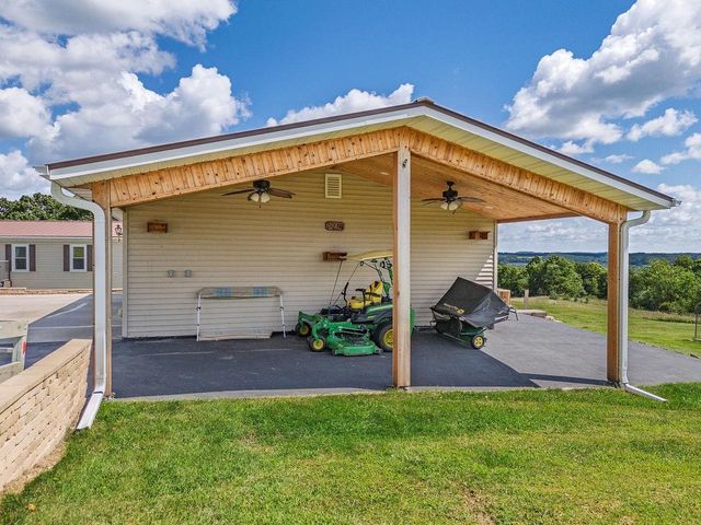 S1162 Dutch Hollow Mound Court, La Valle, WI 53941