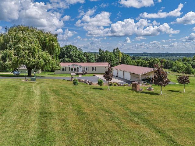 S1162 Dutch Hollow Mound Court, La Valle, WI 53941