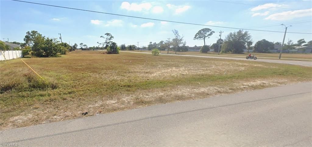 1217 Skyline BLVD, CAPE CORAL, FL 33991 — photo 4