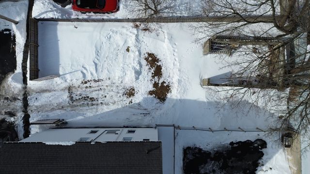 35 Larch St, New Bedford, MA 02740