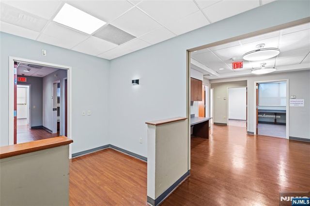 20 Woodridge Avenue, Hackensack, NJ 07601