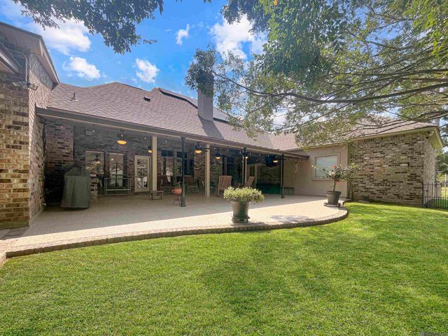 10313 Magnolia Blossom Ave, Greenwell Springs, LA 70739