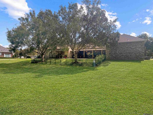 10313 Magnolia Blossom Ave, Greenwell Springs, LA 70739