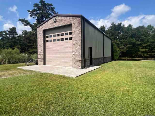 10313 Magnolia Blossom Ave, Greenwell Springs, LA 70739