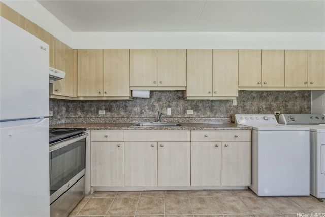 1223 Neal Avenue, Wahiawa, HI 96786