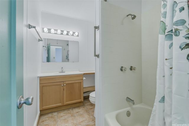 1223 Neal Avenue, Wahiawa, HI 96786