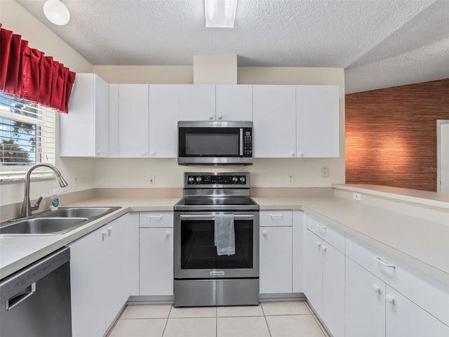 722 CAMINO DEL REY DRIVE, The Villages, FL 32159