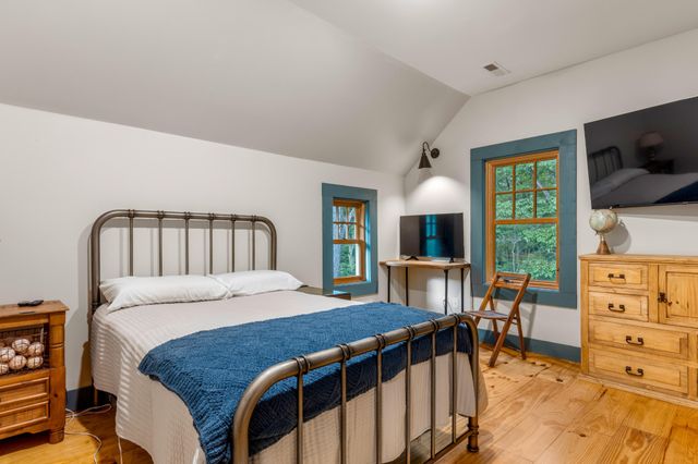 32 Lantern Cove Road, Chickamauga, GA 30707