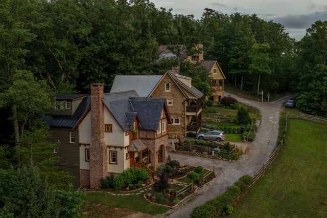 32 Lantern Cove Road, Chickamauga, GA 30707