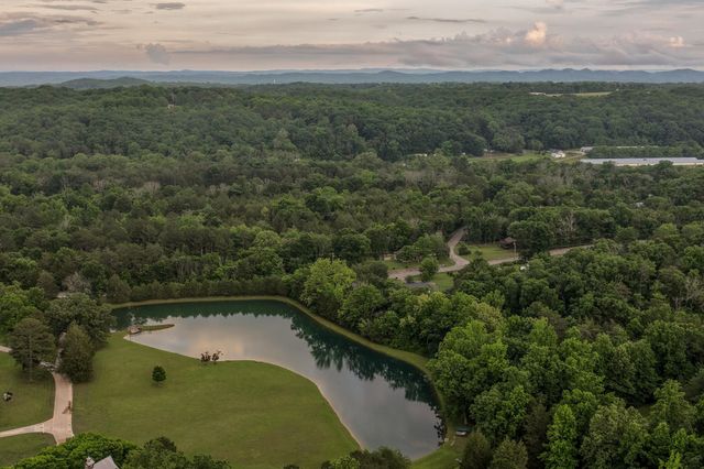 32 Lantern Cove Road, Chickamauga, GA 30707