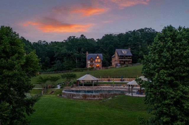 32 Lantern Cove Road, Chickamauga, GA 30707