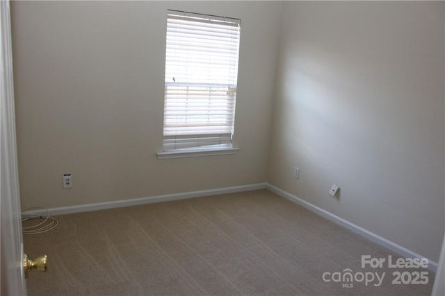 2715 Old Ironside Drive, Charlotte, NC 28213