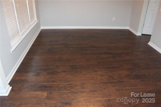 2715 Old Ironside Drive, Charlotte, NC 28213