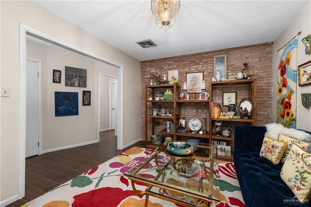 2213 Highland Avenue, Mcallen, TX 78501