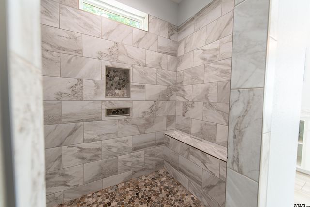 411 Sterling Shores Dr, Scroggins, TX 75480