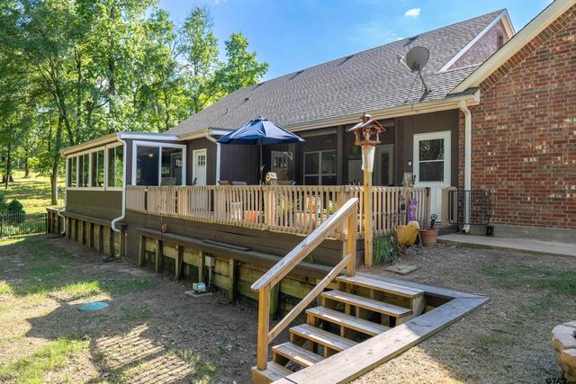 411 Sterling Shores Dr, Scroggins, TX 75480