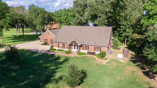 411 Sterling Shores Dr, Scroggins, TX 75480