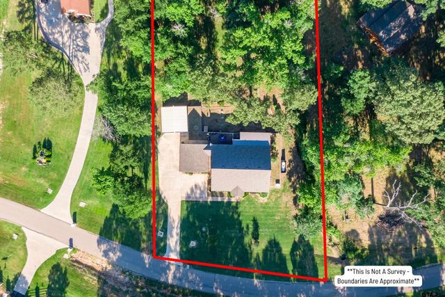 411 Sterling Shores Dr, Scroggins, TX 75480