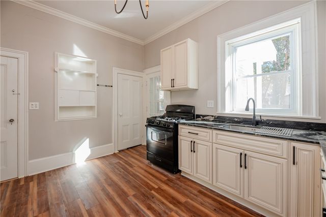 223 West Main Street, Waterloo, NY 13165