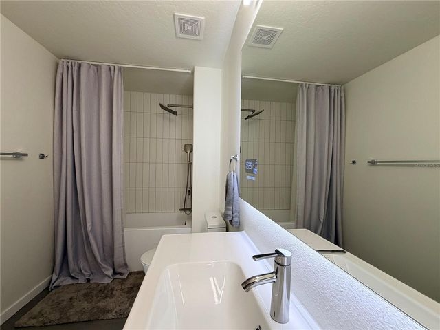 17532 QUEENSLAND STREET, Land O Lakes, FL 34638