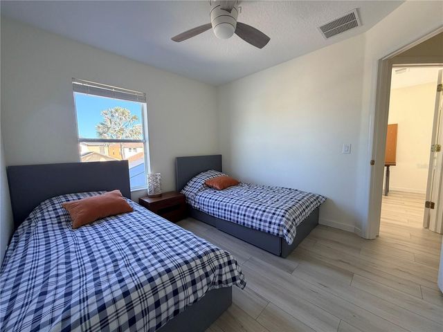 17532 QUEENSLAND STREET, Land O Lakes, FL 34638